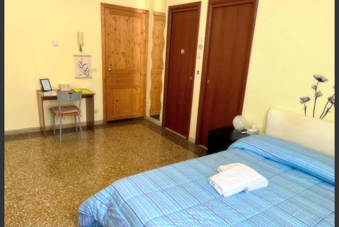 Ferienwohnung Alexandra House Ciampino Exterior foto